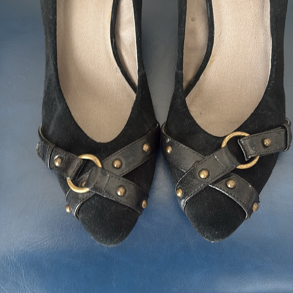 Retro Rocker Suede Studded Heels - Picture 10 of 10